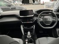 Second-hand Peugeot e-208 Allure Premium 100 kW (136 CP) 2022 Hatchback