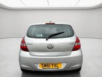 Used Hyundai i20 Classic 2012 Silver Hatchback
