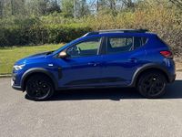 Used Dacia Sandero Extreme 90 HP (66 kW) 2024 Blue Hatchback