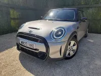 Used Mini Cooper S Classic 176 HP (129 kW) 2023 Silver Hatchback