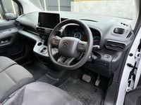 Used Citroën e-Berlingo 50 kW (68 HP) 2022 White MPV