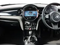 Used Mini Cooper Classic 134 HP (98 kW) 2023 White Hatchback