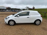 Used Vauxhall Corsa S 95 HP (69 kW) 2018 White Hatchback