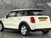 Used Mini ONE Classic 101 HP (74 kW) 2019 White Hatchback