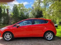 Used Ford Fiesta Zetec 2016 Red Hatchback