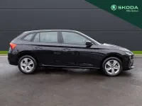 Usado Skoda Scala SE 115 CV (84 kW) 2025 Negro Utilitario
