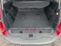 Used Ford S-MAX Titanium 140 HP (102 kW) 2015 Red MPV