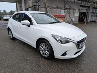 Used Mazda 2 2015 White Hatchback