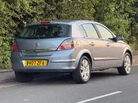 Used Vauxhall Astra Design Edition 138 HP (101 kW) 2007 Silver Hatchback