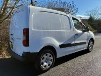 Usado Peugeot Partner 2017 Branco Monovolume