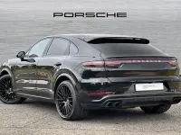 Used Porsche Cayenne Turbo 550 HP (404 kW) 2019 Black SUV