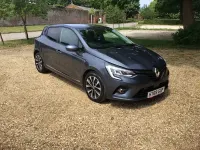 Used Renault Clio Iconic 100 HP (73 kW) 2019 Grey Hatchback