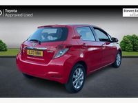 Used Toyota Yaris Multidrive S 101 HP (74 kW) 2013 Hatchback