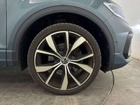 Używany VW T-Roc R-line 150 KM (110 kW) 2023 Niebieski SUV