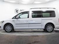Used VW Caddy Maxi Life Life 102 HP (75 kW) 2018 White MPV