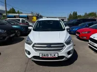 Usado Ford Kuga Titanium 150 HP (110 kW) 2019 Branco SUV