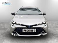 Begagnad Toyota Corolla Design 2025 Silver Kombi