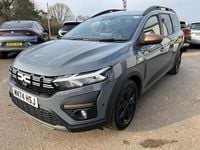 Used Dacia Jogger Extreme 110 HP (80 kW) 2024 Grey MPV