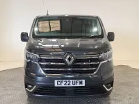 Używany Renault Trafic 150 KM (110 kW) 2022 Szary Minivan