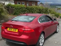 Usado Jaguar XE Portfolio 180 HP (132 kW) 2015 Vermelho Sedan
