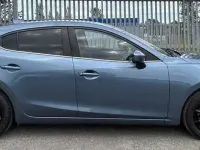 Used Mazda 3 121 HP (88 kW) 2016 Blue Hatchback