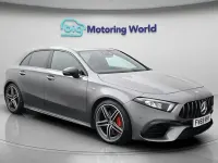 Usado Mercedes A45 AMG AMG 421 HP (309 kW) 2020 Cinzento Citadino