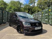 Usado VW Caddy Maxi Highline 150 HP (110 kW) 2020 Roxo Monovolume