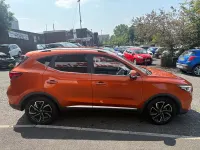 Used MG ZS Exclusive 106 HP (77 kW) 2023 Orange SUV