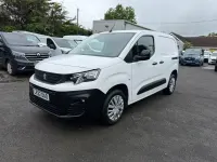 Used Peugeot Partner Premium 100 HP (73 kW) 2022 White MPV