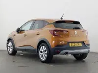 Used Renault Captur Iconic 140 HP (102 kW) 2021 Orange SUV