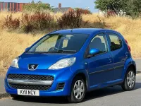 Used Peugeot 107 68 HP (50 kW) 2011 Blue Hatchback