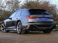 Begagnad Audi RS6 Performance 2024 Grå Kombi