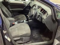 Used VW Golf VII Match 105 HP (77 kW) 2014 Blue Hatchback