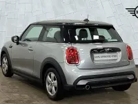 Usado Mini Cooper Classic 134 CV (98 kW) 2023 Plateado Utilitario