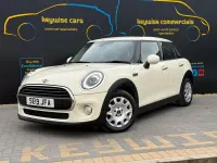 Used Mini ONE Classic 101 HP (74 kW) 2019 White Hatchback