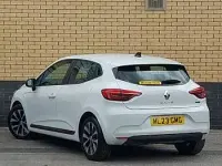 Used Renault Clio V Evolution 145 HP (106 kW) 2023 White Hatchback