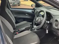 Used Toyota Aygo X PURE 72 HP (52 kW) 2024 Blue SUV