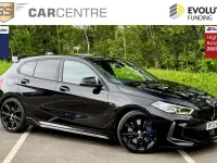 Usado BMW M135 M Performance 2020 Negro Utilitario