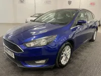Used Ford Focus Zetec 115 HP (84 kW) 2015 Blue Hatchback