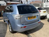 Used Mitsubishi Outlander P-HEV 121 HP (88 kW) 2015 Estate