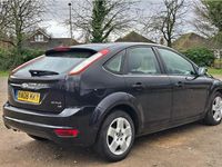 Begagnad Ford Focus Style 2008 Svart Halvkombi