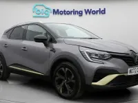 Usado Renault Captur Engineered 143 CV (105 kW) 2023 Gris SUV
