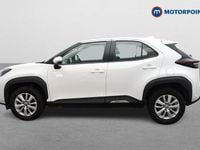 Used Toyota Yaris Hybrid 2023 White Hatchback