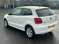 Käytetty VW Polo Edition 60 HP (44 kW) 2014 Valkoinen Viistoperä