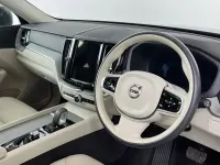 Used Volvo XC60 Core 250 HP (183 kW) 2025 Grey SUV