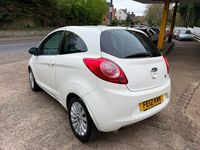 Used Ford Ka Zetec 69 HP (50 kW) 2012 White Hatchback