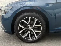 Used VW Passat SEL 150 HP (110 kW) 2019 Blue Sedan