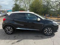 Usado Renault Captur Dynamique 90 HP (66 kW) 2015 Preto SUV