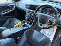 Used Volvo V60 R-Design 136 HP (100 kW) 2015 Black Estate