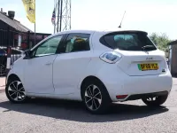 Used Renault Zoe Dynamique 80 kW (109 HP) 2018 White Hatchback